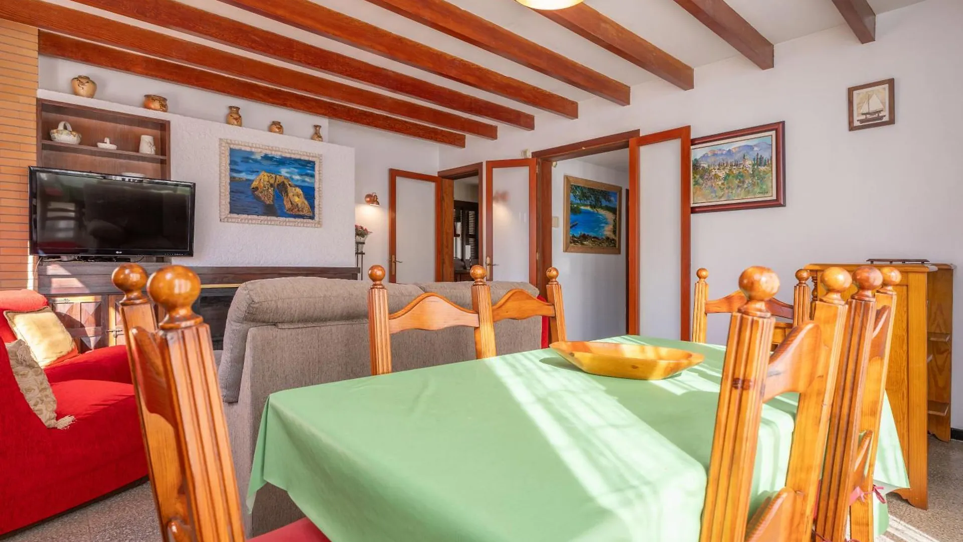 Villa Xavier Кан Пикафорт Шале